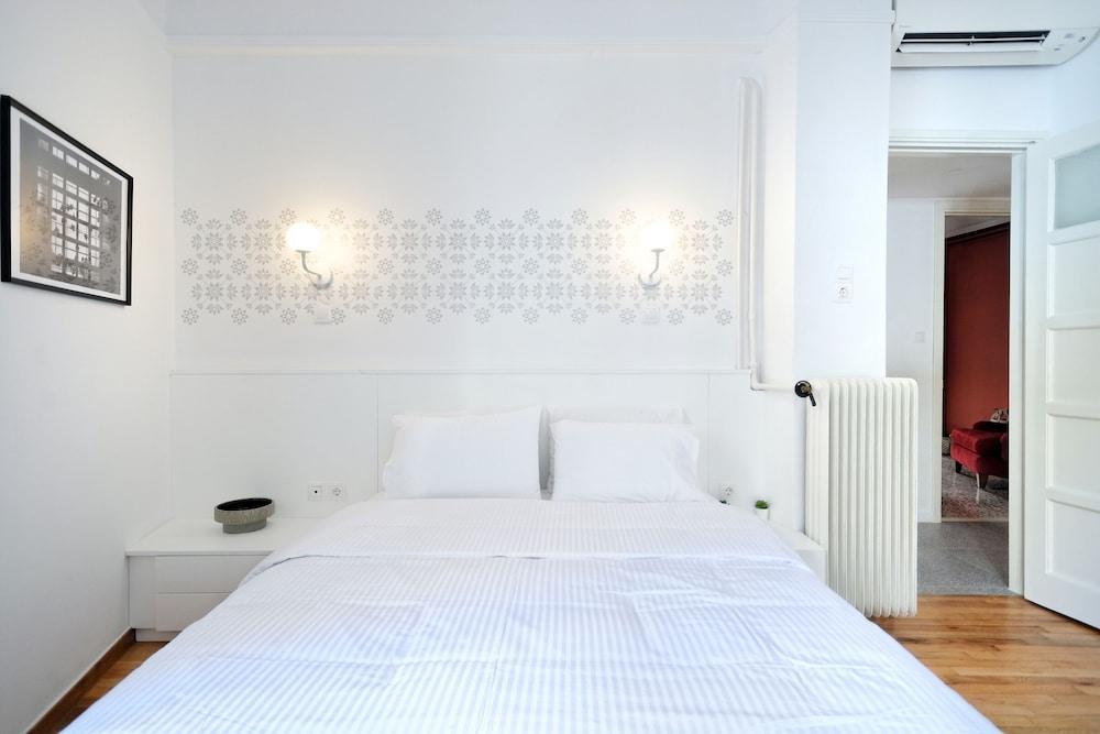 Art In Athens Suite Eksteriør bilde